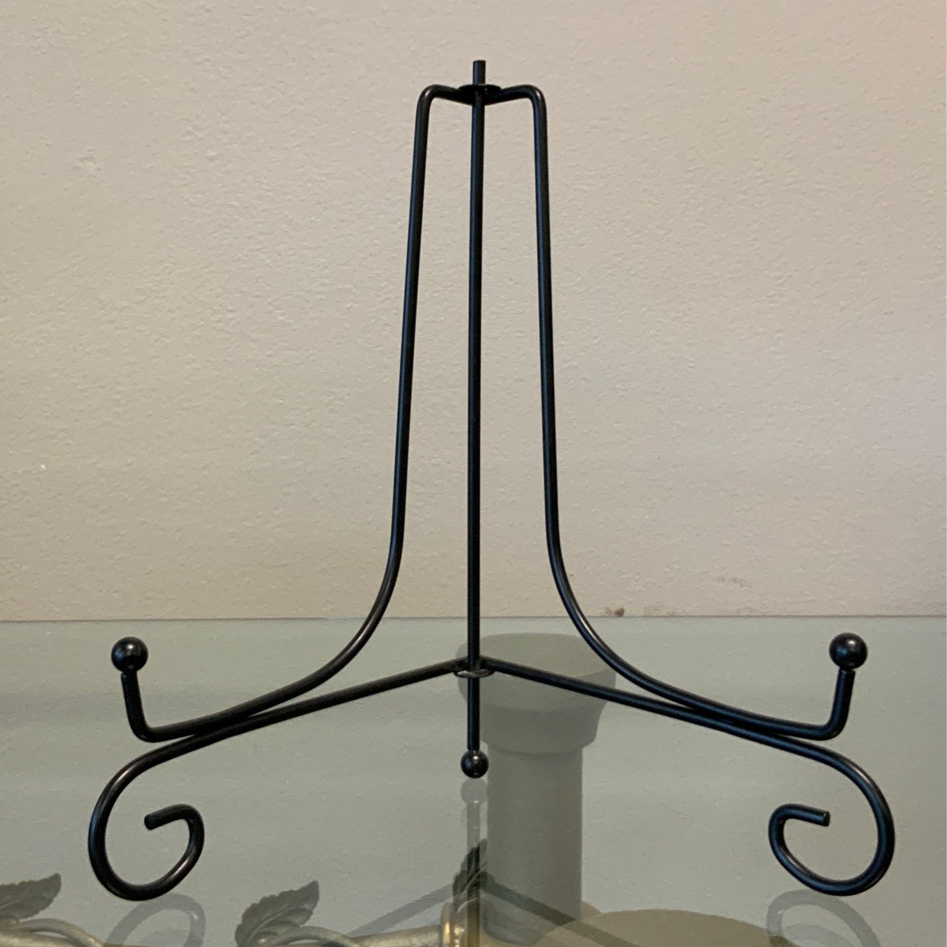 Easel Tabletop Black S Iron The Finest Details